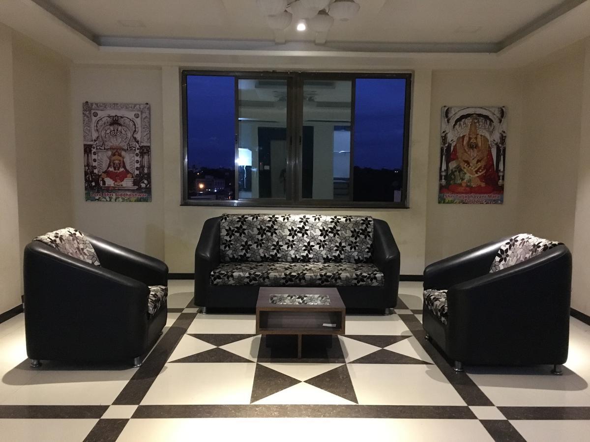 Hotel Vikas Palace Solapur Exteriér fotografie
